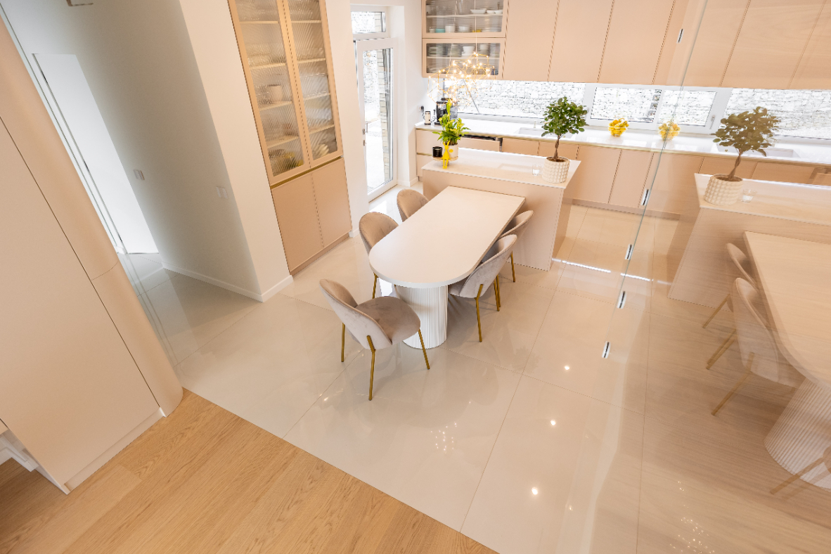 Soft Light Residence - interior design photo