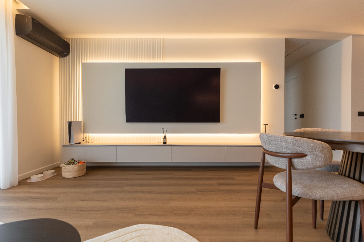 Quiet Geometry - interior design photo